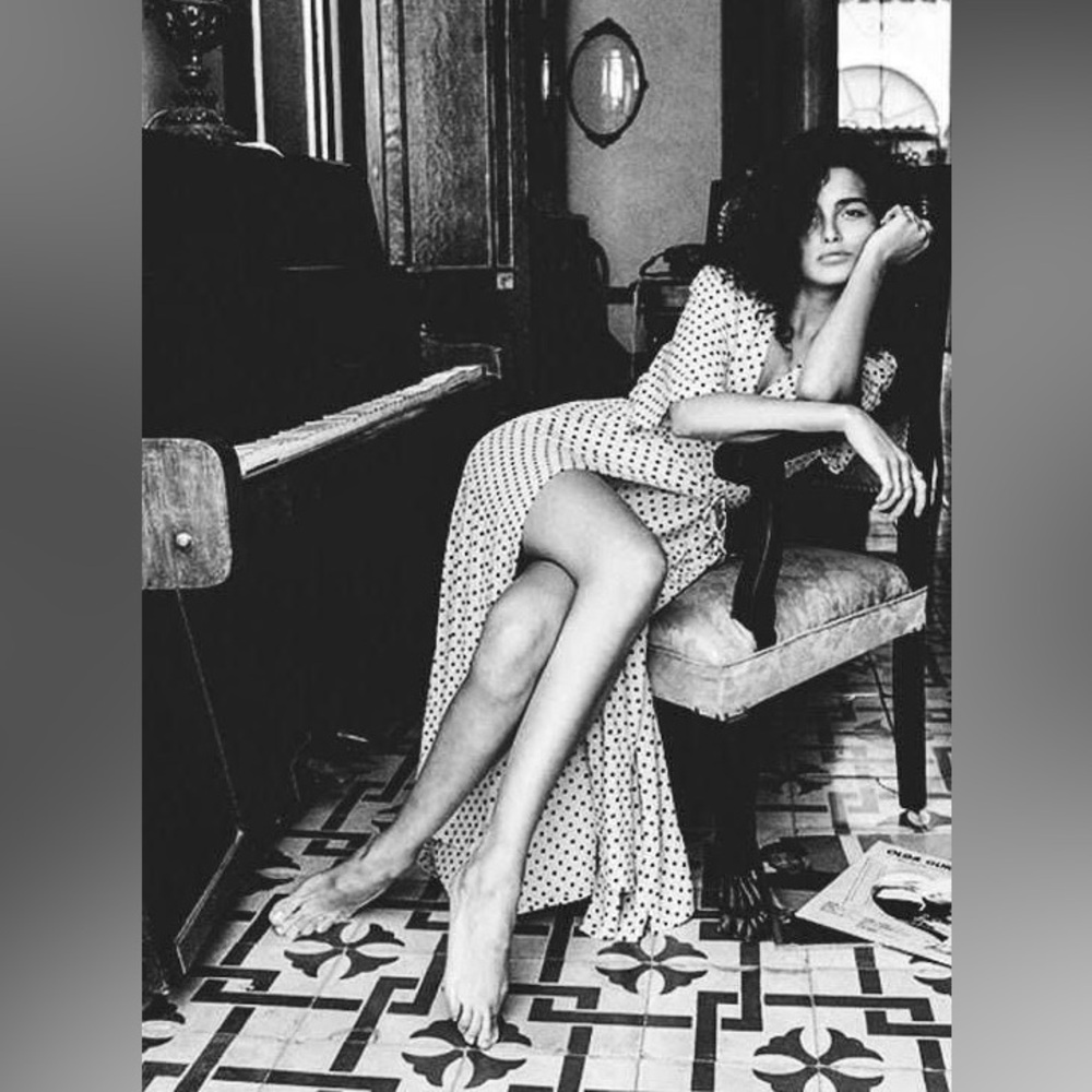 LIVE | French Girl Style - Picture 10 of 16